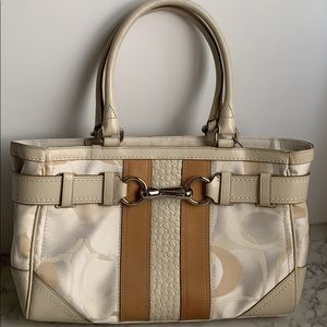 COACH HAMPTON Signature Logo Jacquard